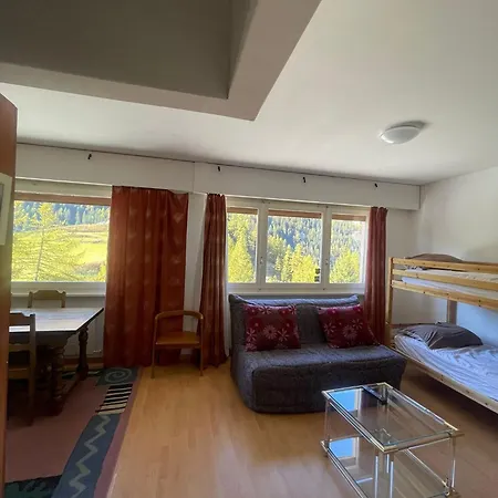 Les Nis Apartment *